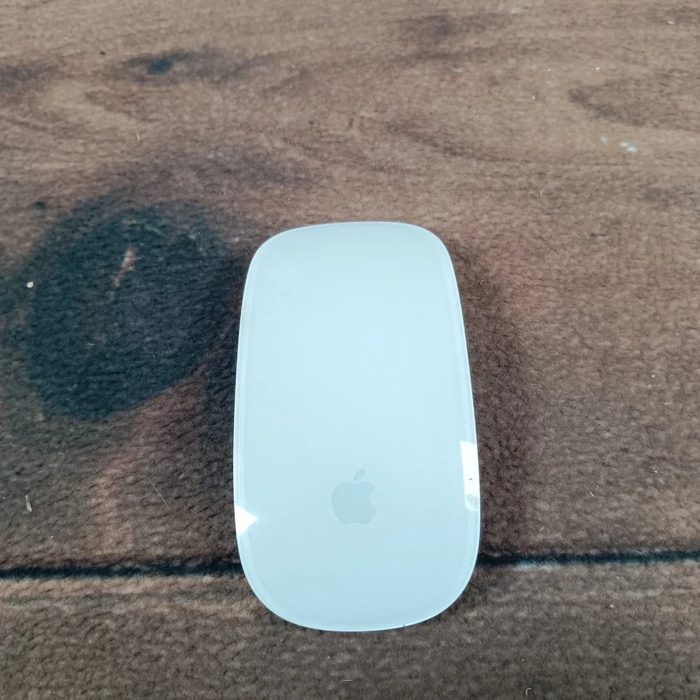 Apple Magic Mouse 1 Wireless Bluetooth A1296 MB829LL/A Silver White